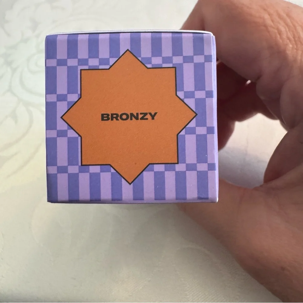 Youth Foria Date Night Bronzy Sun-kissed Liquid Enhancer With Primer Sample